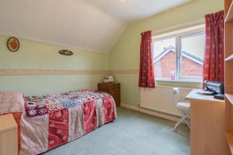 28 Siddington Avenue-37.jpg