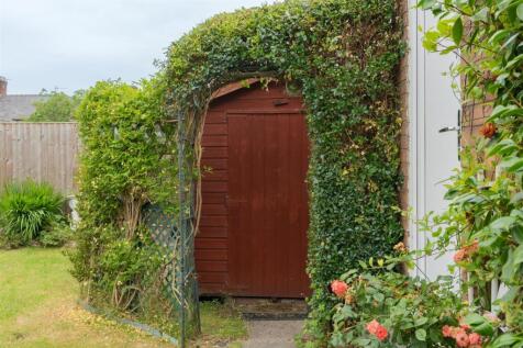 28 Siddington Avenue-42.jpg