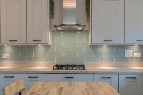 1 Beaufort Close-003.JPG