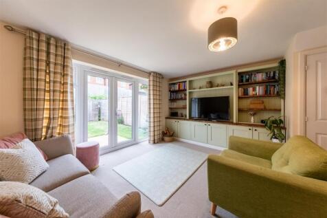 26 Holcroft Drive-004.jpg