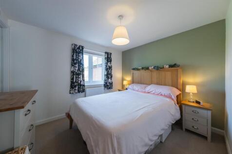 26 Holcroft Drive-018.jpg
