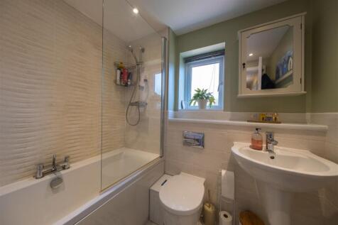 26 Holcroft Drive-028.jpg