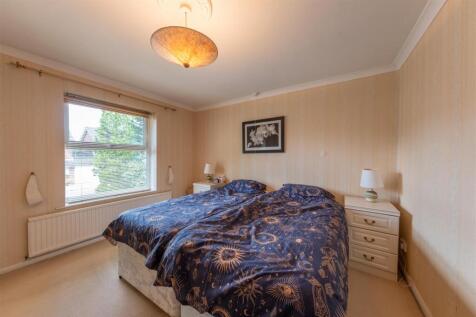 10 Meadow Close-019.jpg