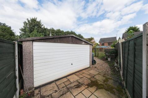 10 Meadow Close-033.jpg