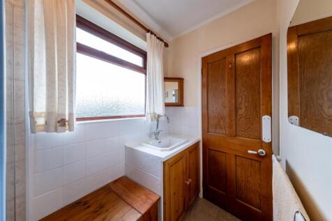 25 Frida Crescent-008.jpg