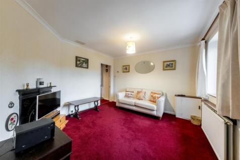 25 Frida Crescent-014.jpg