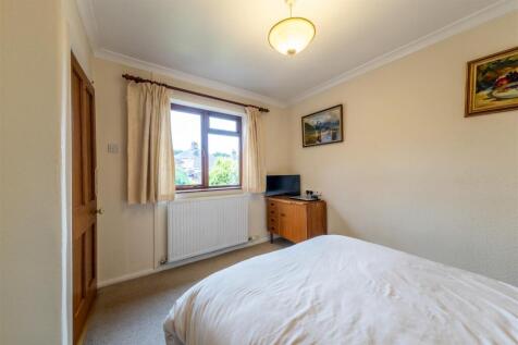 25 Frida Crescent-017.jpg