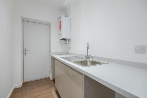 BIN3271-084.jpg