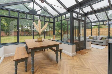 3 The Courtyard-10.jpg
