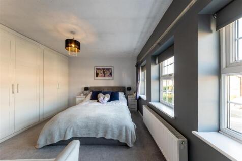 10 Minster Close-019.jpg