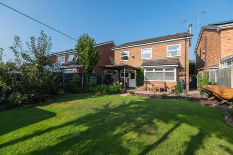 10 Minster Close-039.jpg