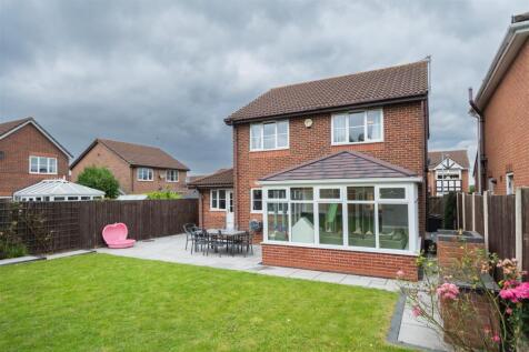 14 Carnoustie Close-036.JPG