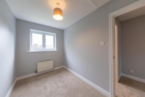 38 Foxhill Close-012.jpg