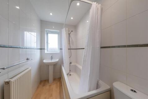 38 Foxhill Close-014.jpg