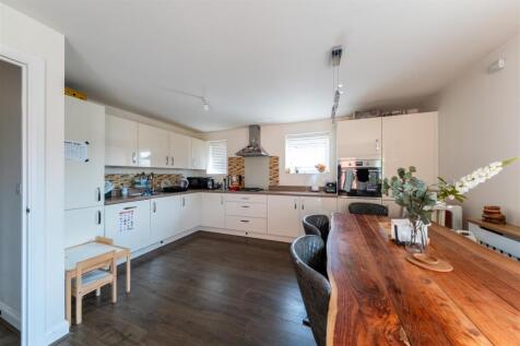 27 Medlock Street-001.JPG