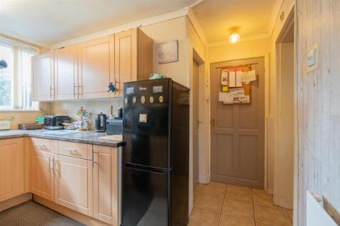 40 Eaton Road-3.jpg