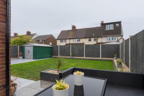 15 Turnberry Close-35.jpg