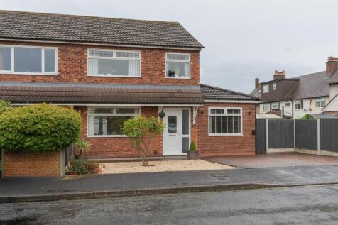 15 Turnberry Close-38.jpg