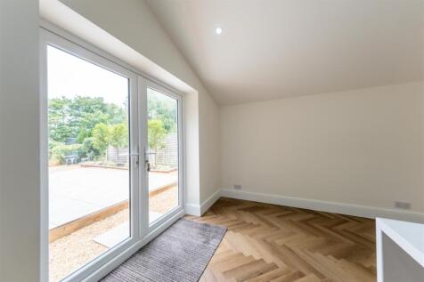64 The Crescent-007.jpg