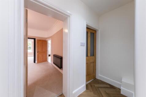64 The Crescent-015.jpg