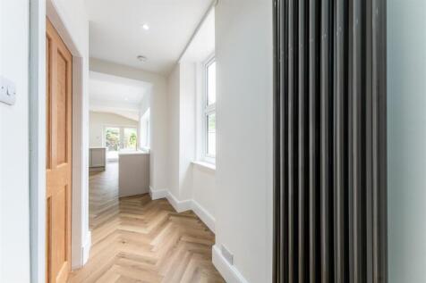 64 The Crescent-017.jpg