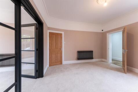 64 The Crescent-019.jpg