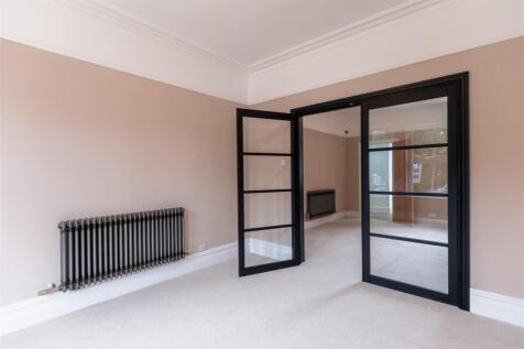 64 The Crescent-024.jpg