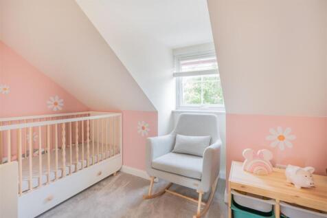 15 Dahlia Crescent-31.jpg