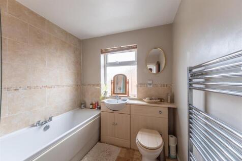 5 Moorlands Avenue-025.jpg