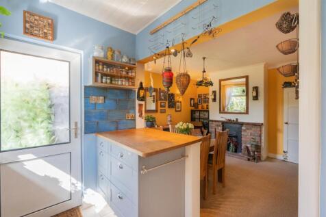 238 London Road-9.jpg