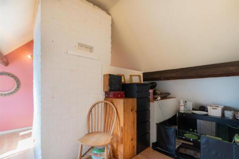 238 London Road-28.jpg