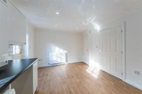 20 Chadwicke Close-025.jpg