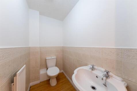 20 Chadwicke Close-020.jpg