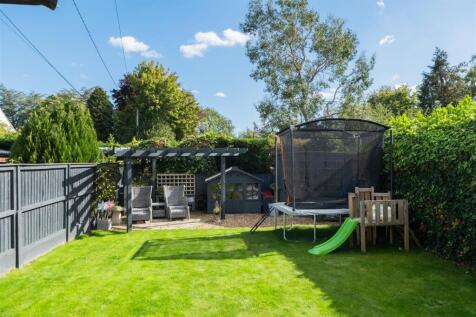 26 The Avenue-046.jpg