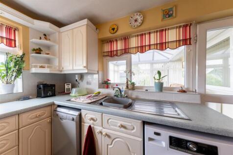 27 Eaton View-007.jpg