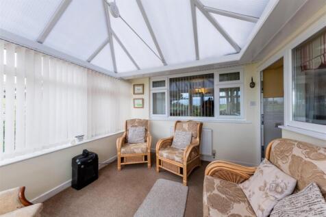 27 Eaton View-011.jpg