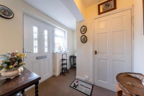 27 Eaton View-024.jpg