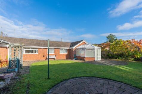 156 Station Road-28.jpg