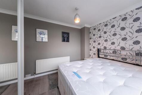 252 Swanlow Road-018.jpg