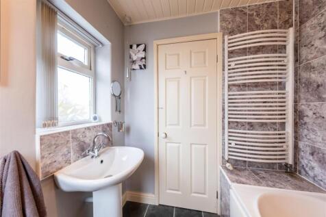 252 Swanlow Road-020.jpg