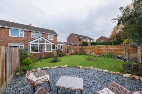 24 Limewood Crescent-037.jpg