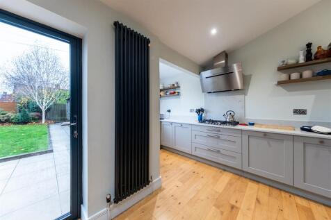 51 Weaverham Road-005.jpg