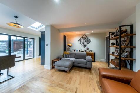 51 Weaverham Road-012.jpg