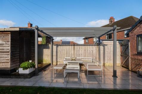 51 Weaverham Road 2-006.jpg