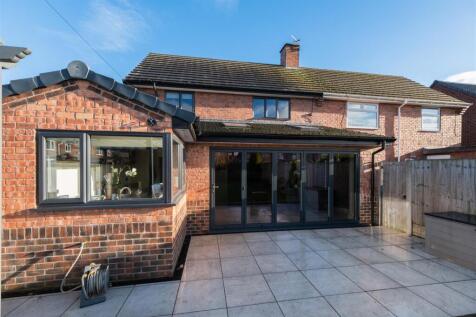 51 Weaverham Road 2-010.jpg