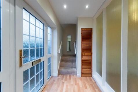 2 Cheryl Court-010.jpg