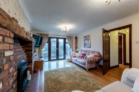 21 Peacock Avenue-013.jpg