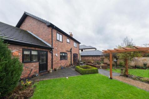 21 Peacock Avenue-044.jpg