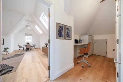 5. Exbury F4 hall and LR.jpeg