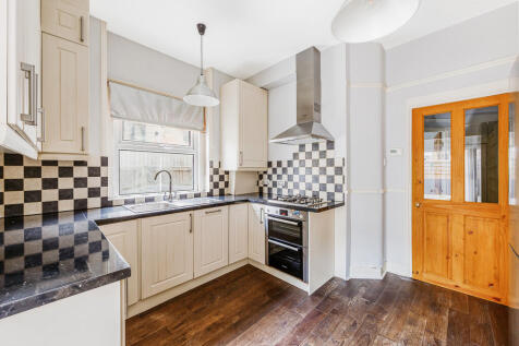Kitchen 4
